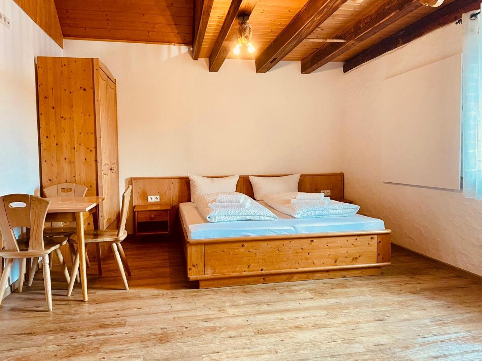 Gaestehaus Spoth Hotel Руст Екстериор снимка